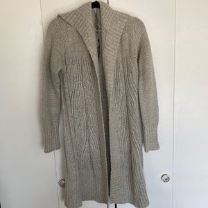 Ladies beige color cardigan in excellent condition